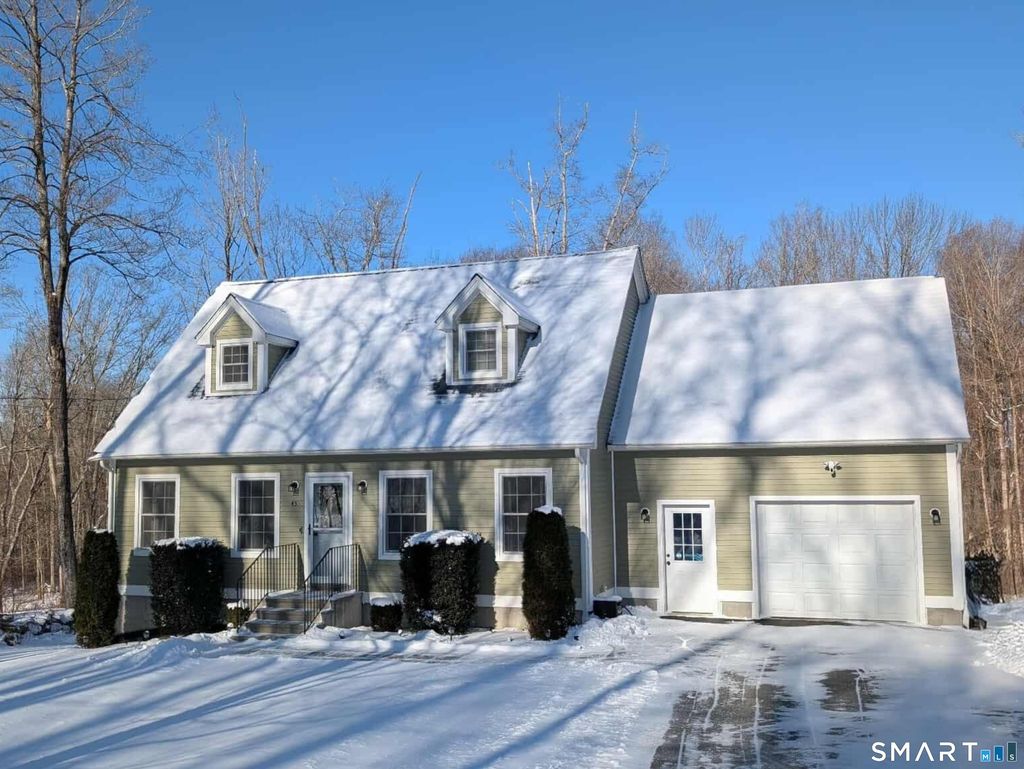 Photo of 43 Tatnic Hill Road, Brooklyn, CT 06234 (MLS # 24146691)