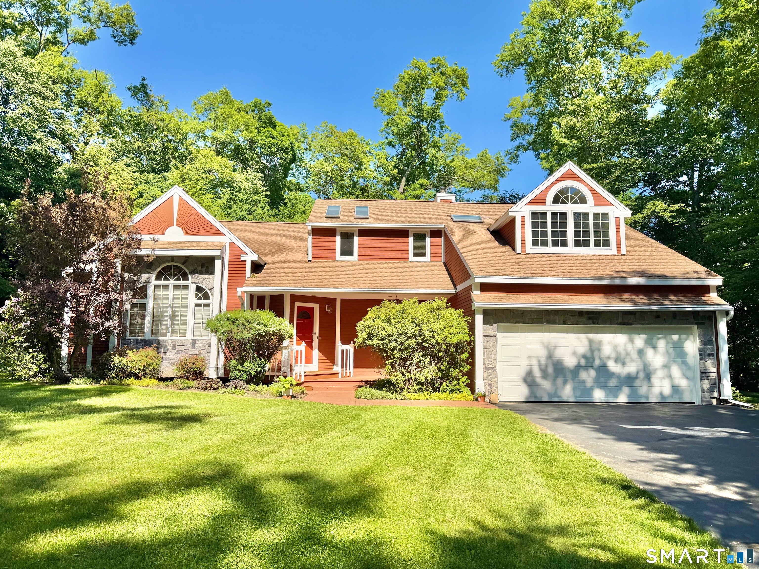 16 Jacobs Hill Road