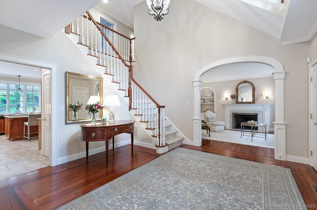 176 Peck Hill Road, Woodbridge, Connecticut image 4