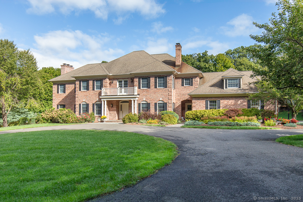 176 Peck Hill Road, Woodbridge, Connecticut image 2