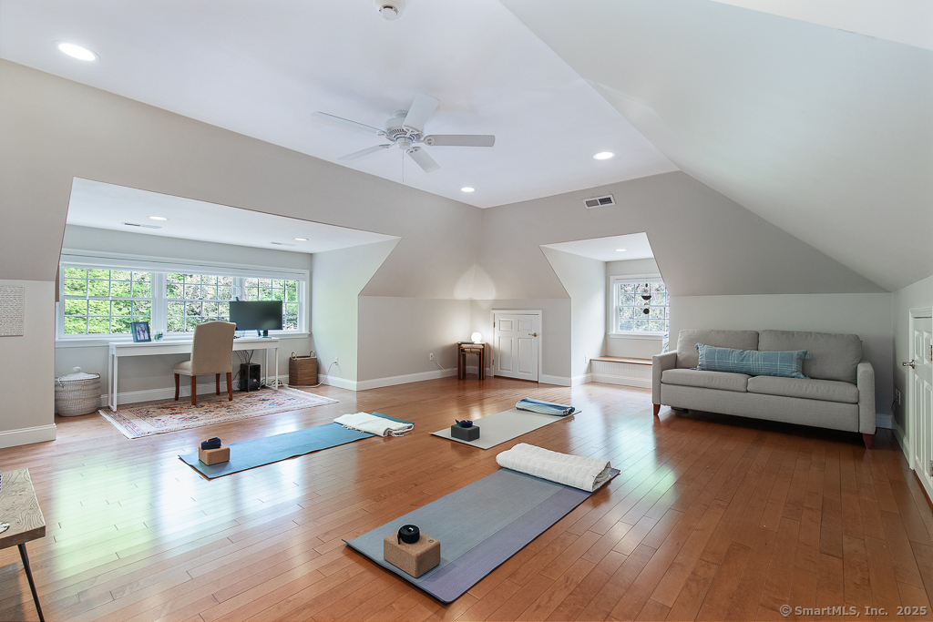 176 Peck Hill Road, Woodbridge, Connecticut image 27