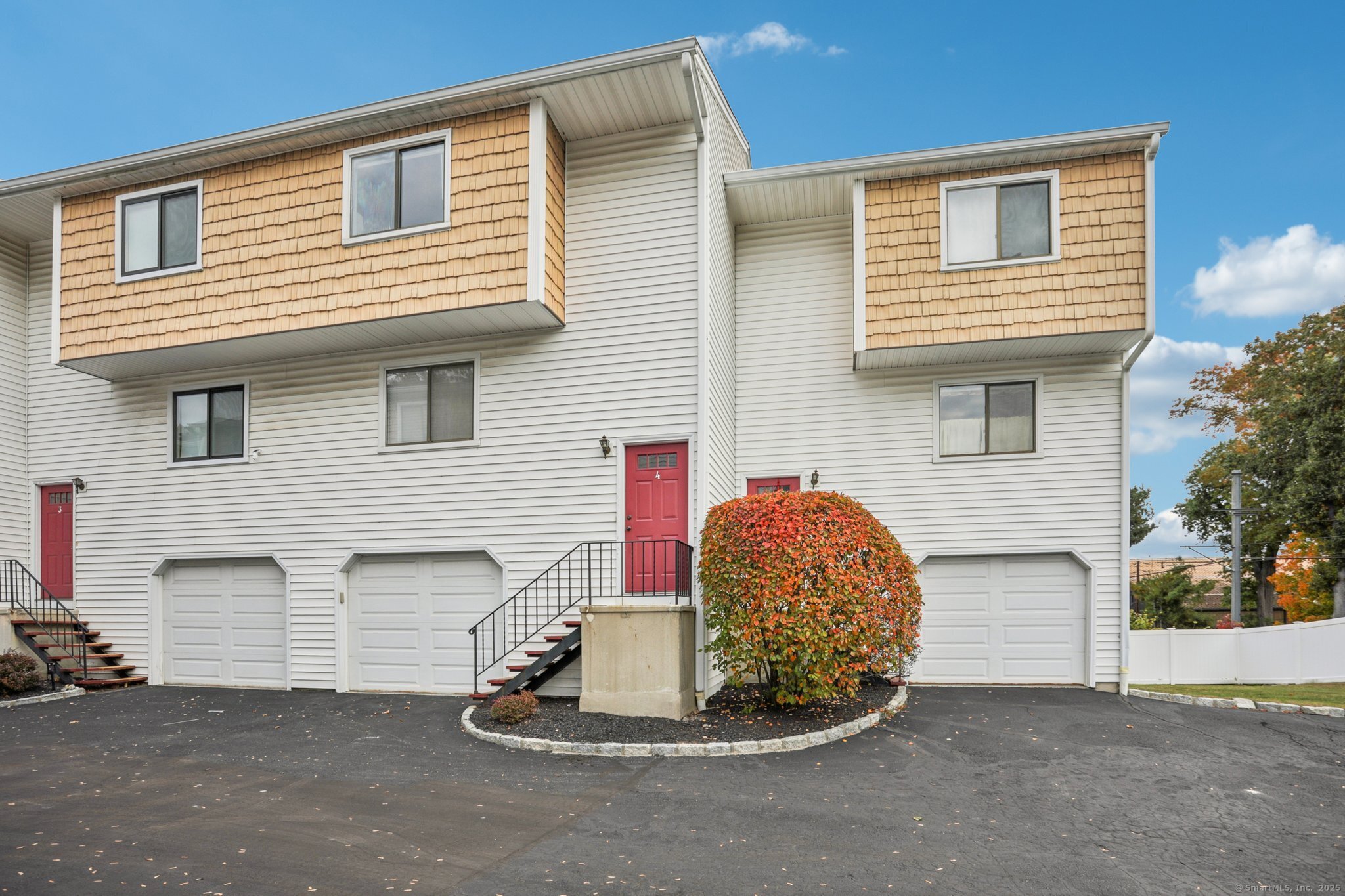 825 Hope Street APT 4