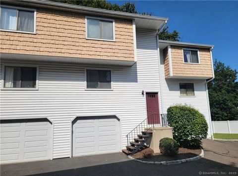 Photo of 825 Hope Street #APT 4, Stamford, CT 06907 (MLS # 24135521)