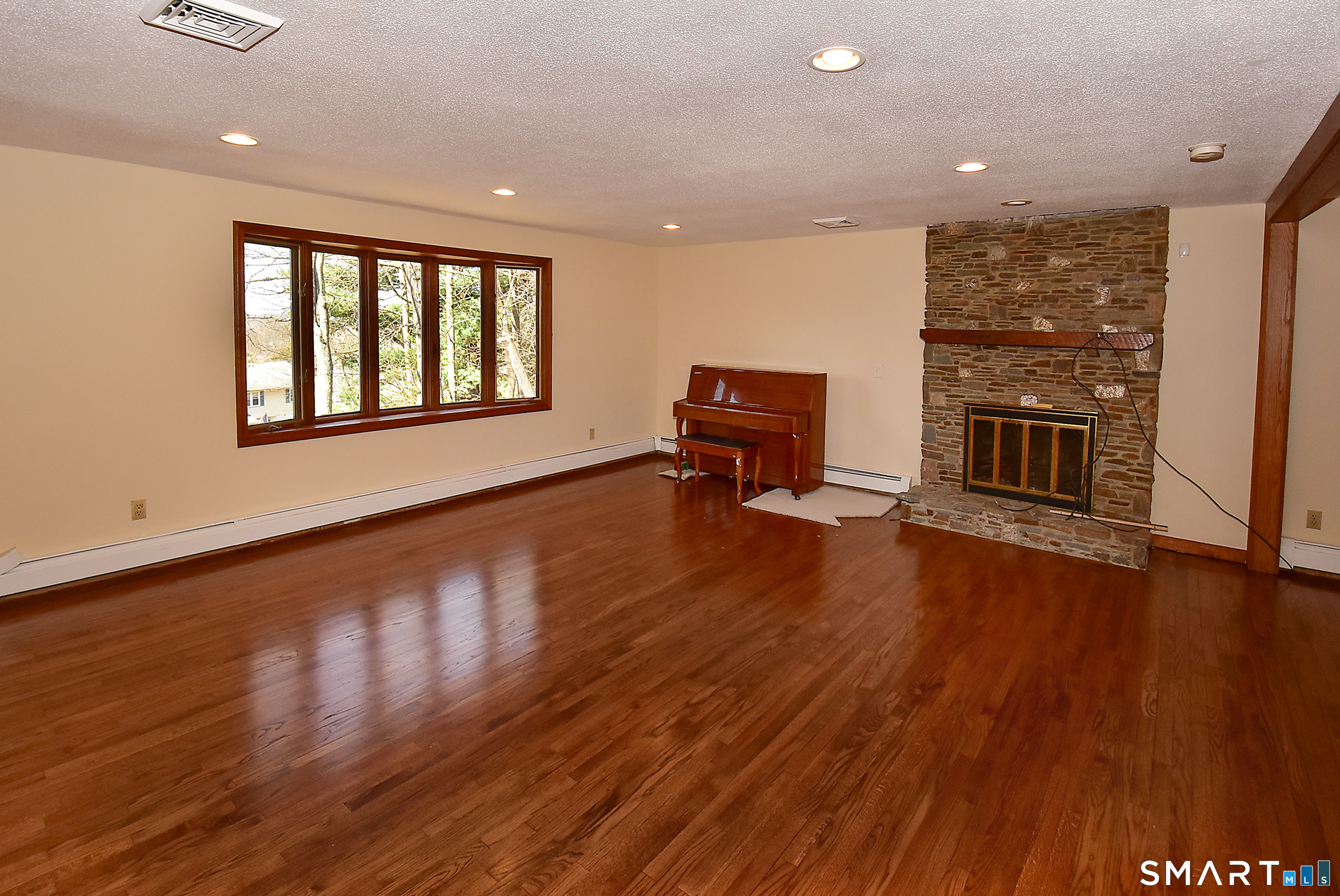 45 Grissom Road