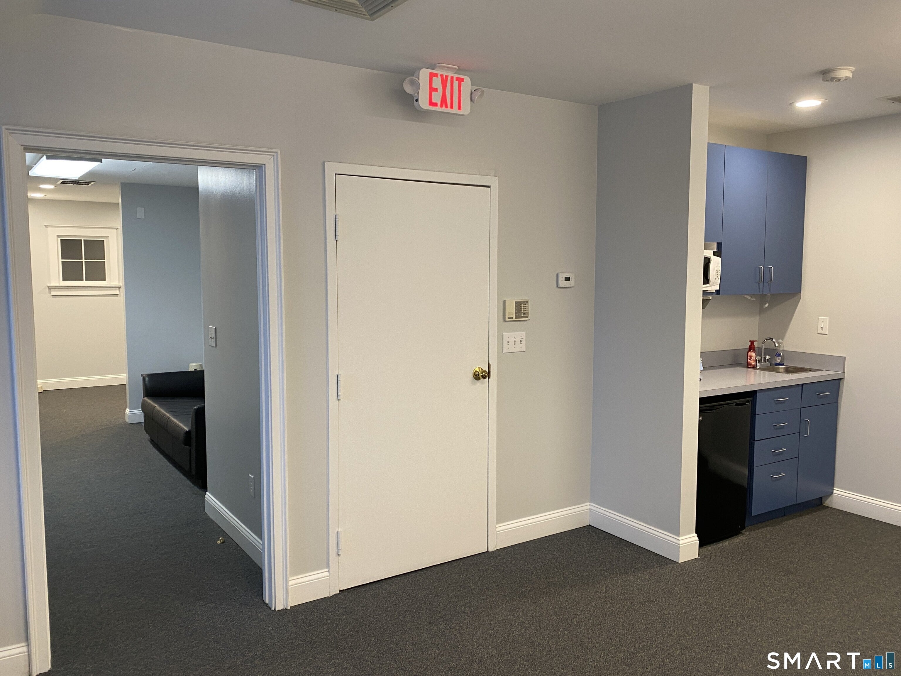 95-127 Fenn Road 121F