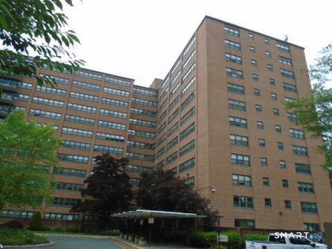 Photo of 31 Woodland Street #9L, Hartford, CT 06105 (MLS # 24188586)