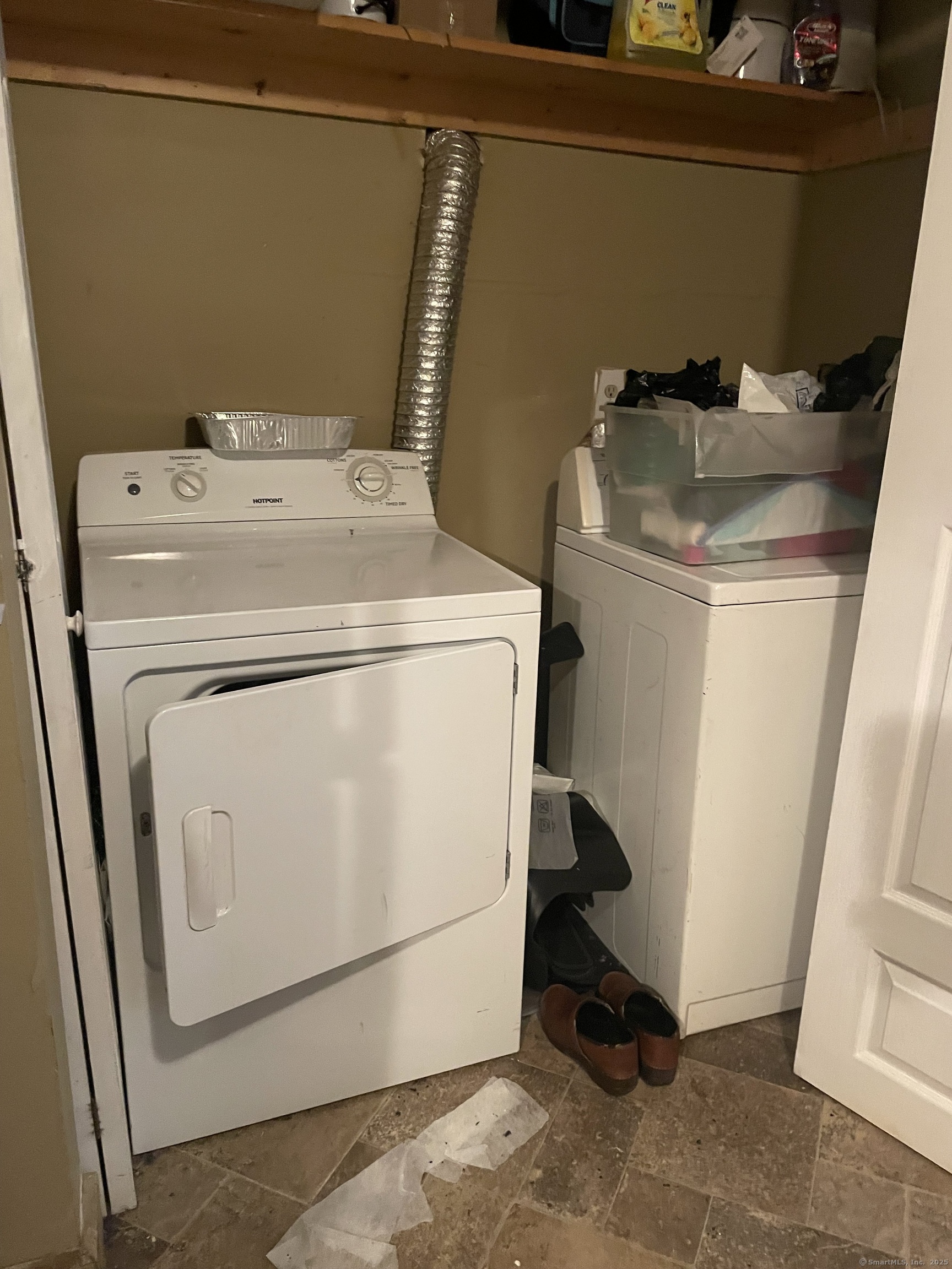 379 Woodland Street #APT 2C, Hartford, Connecticut image 38