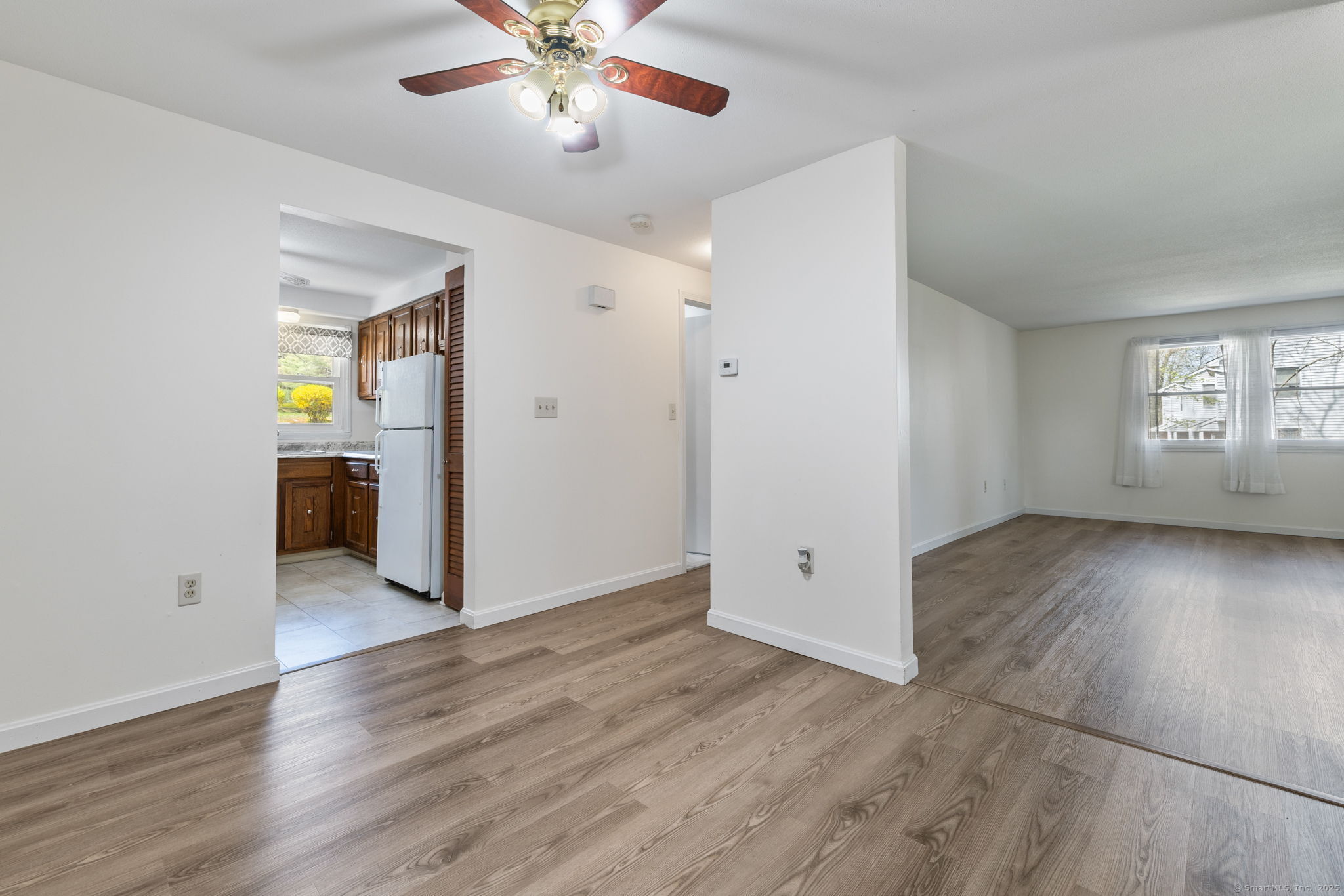 339 Dunfey Lane #APT B, Windsor, Connecticut image 13