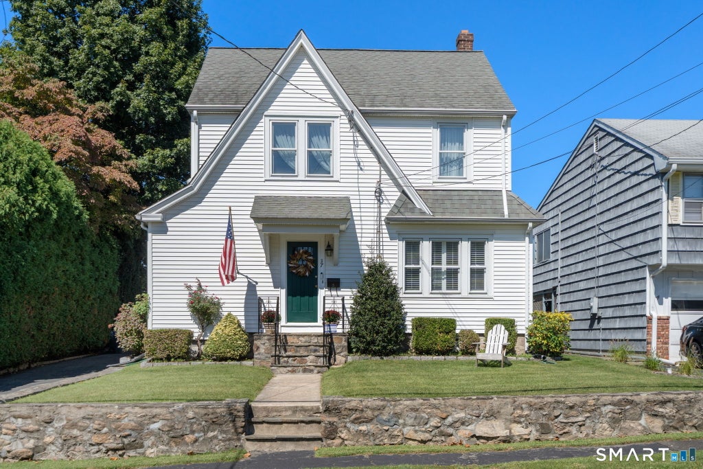 Photo of 37 Uncas Road, Stamford, CT 06902 (MLS # 24208720)