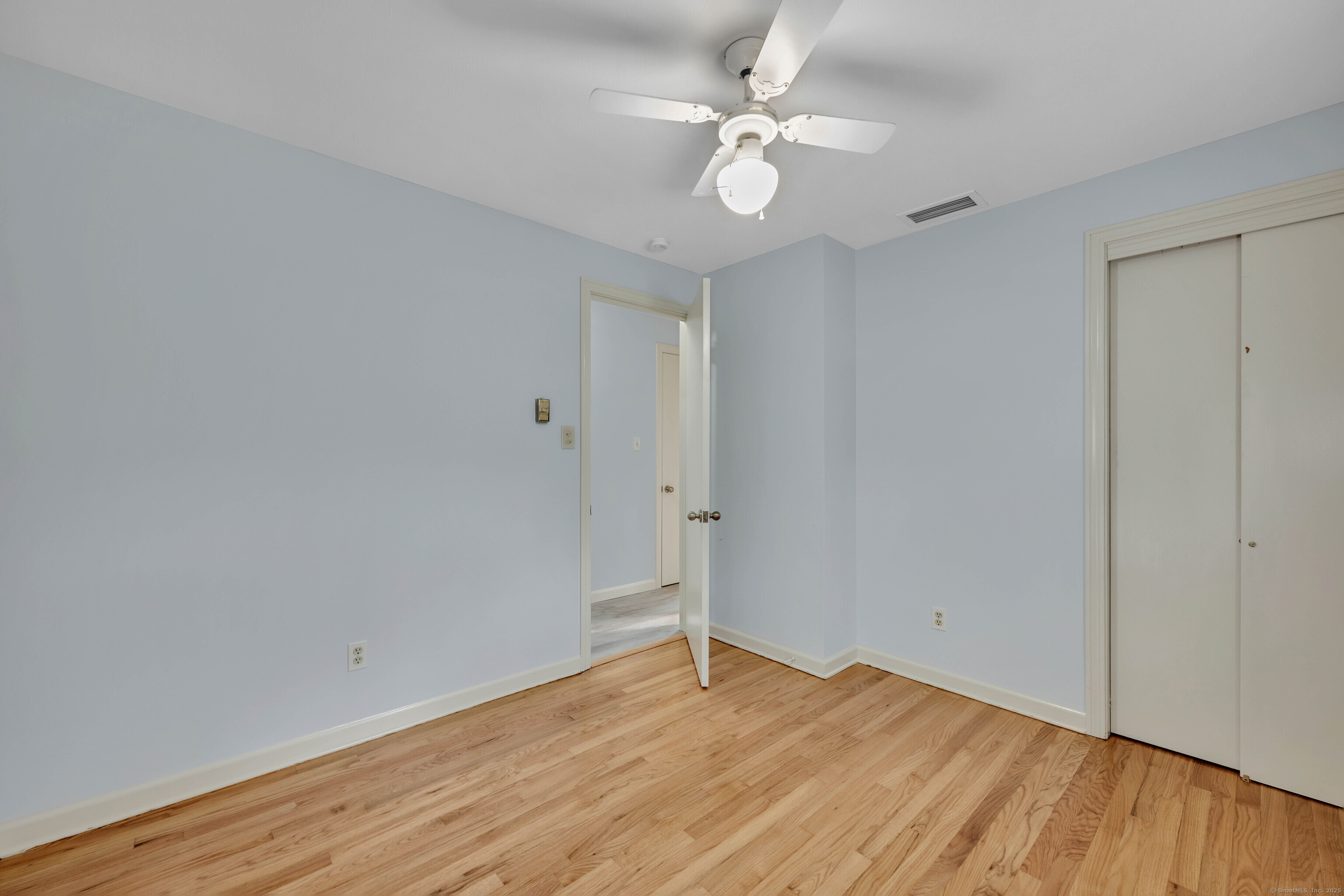 30 Earl Street, Bristol, Connecticut image 12