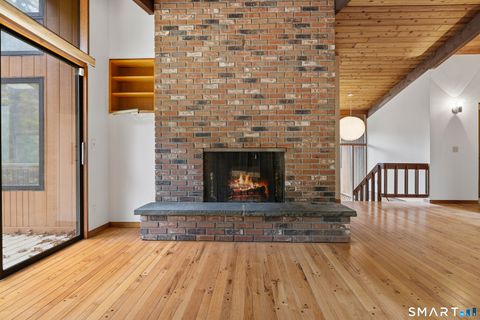 Tiny photo for 16 Longview Avenue, Waterford, CT 06385 (MLS # 24147075)