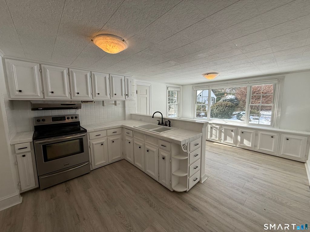 Photo of 82 Grove Street, Southington, CT 06479 (MLS # 24141433)