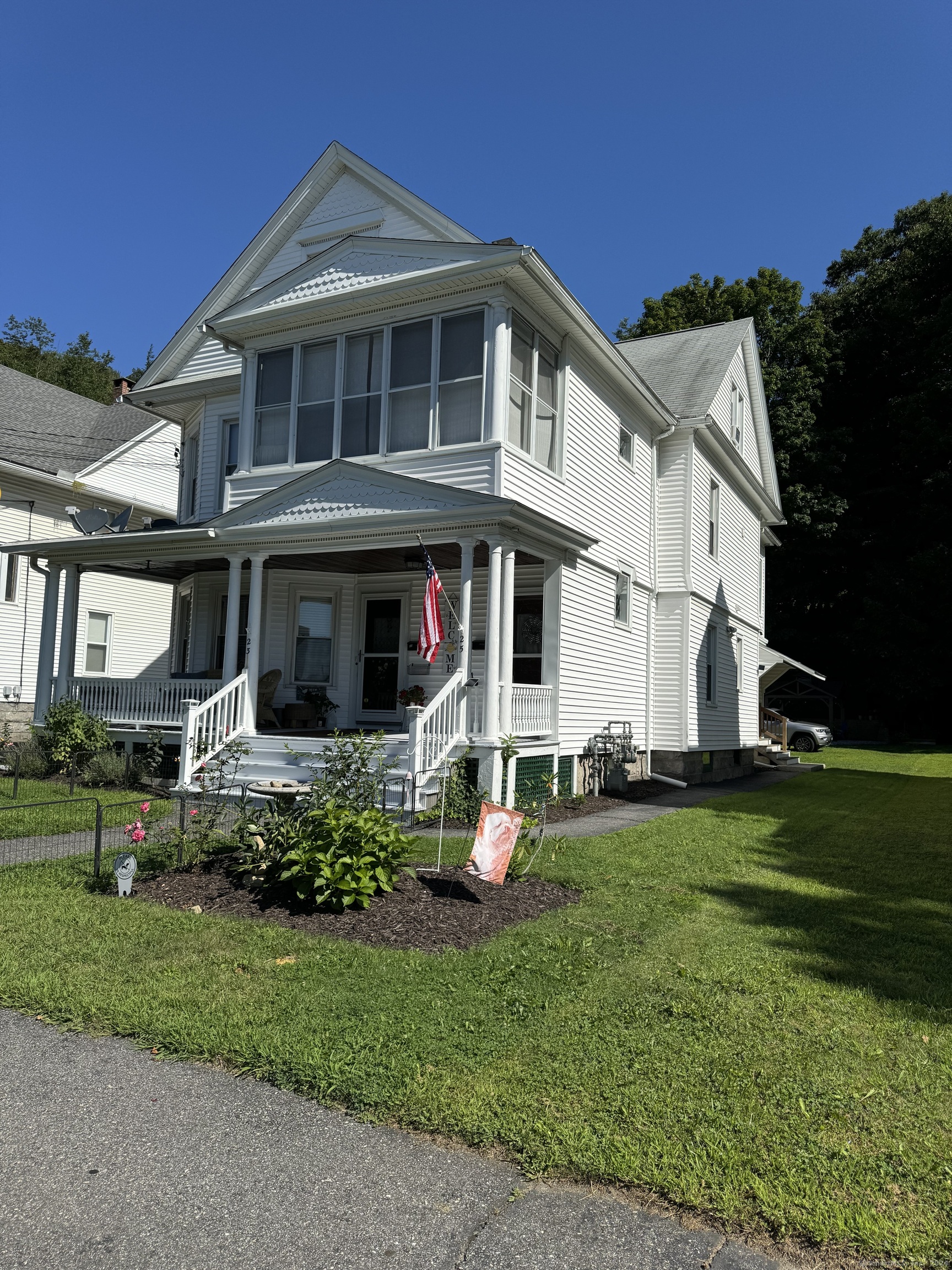 Rental Property at 2325 Wetmore Avenue 3 Rd Floor, Winchester, Connecticut - Bedrooms: 2 
Bathrooms: 1 
Rooms: 4  - $1,350 MO.