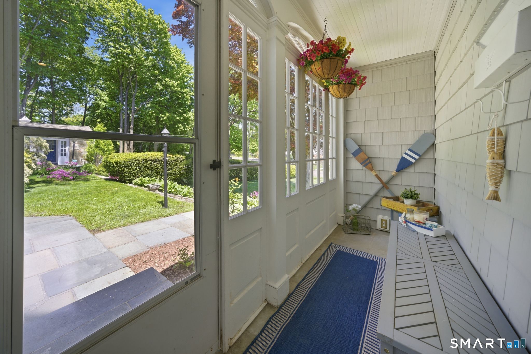 3 Knickerbocker Avenue