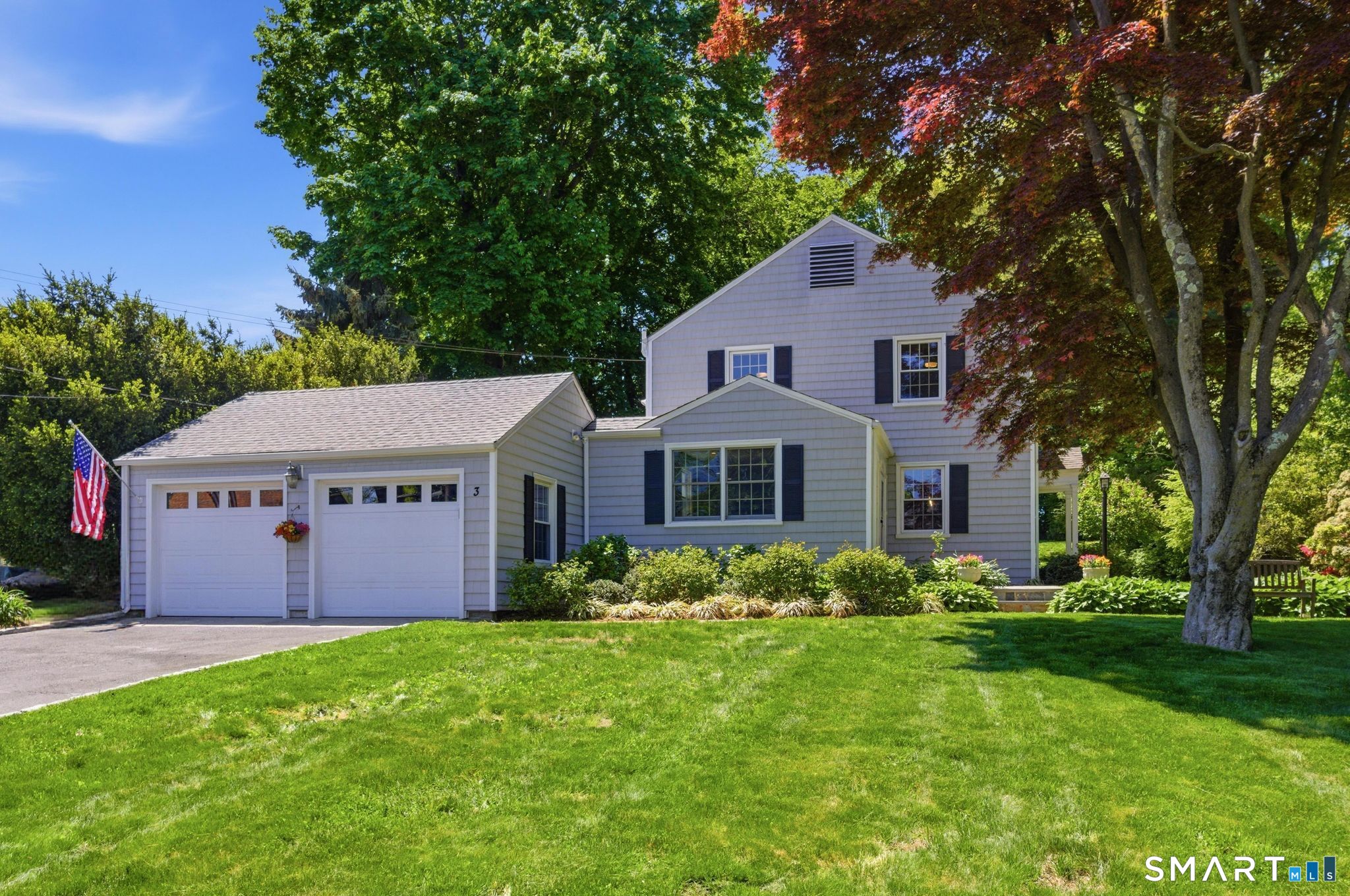 3 Knickerbocker Avenue