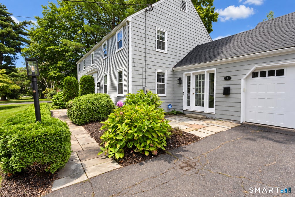 Photo of 7 Cliffmore Road, West Hartford, CT 06107 (MLS # 24209081)
