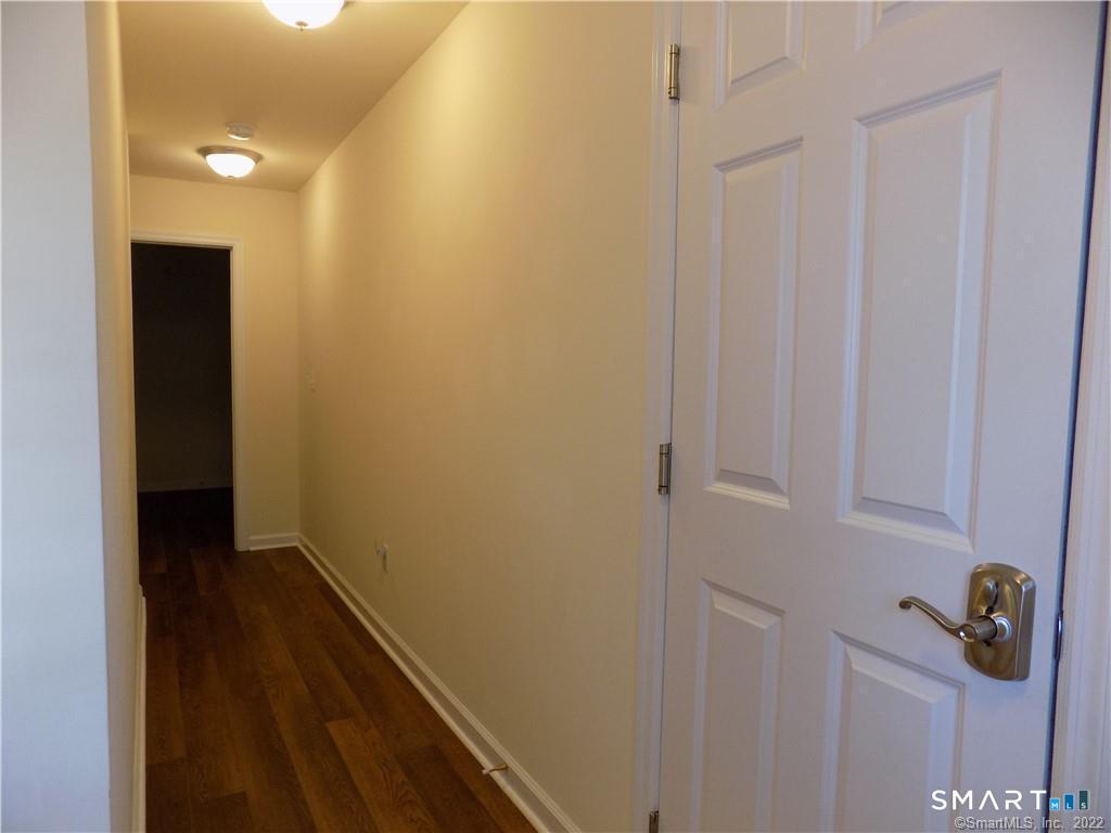 6 Barnum Court 6