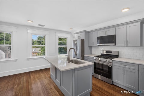 Multifamily For Rent - 22 Pendleton Street #3<br/> New Haven, CT 06511