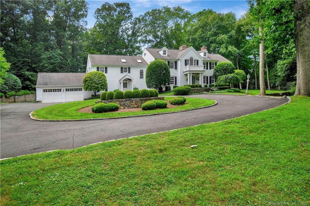 Photo 1 of 67 Stonehenge Drive, New Canaan, Connecticut, $2,150,000, Web #: 170324881