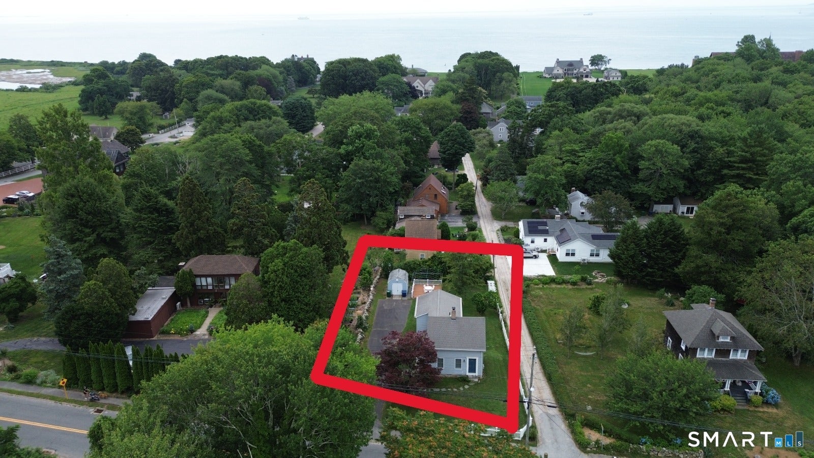 10 Shore Road