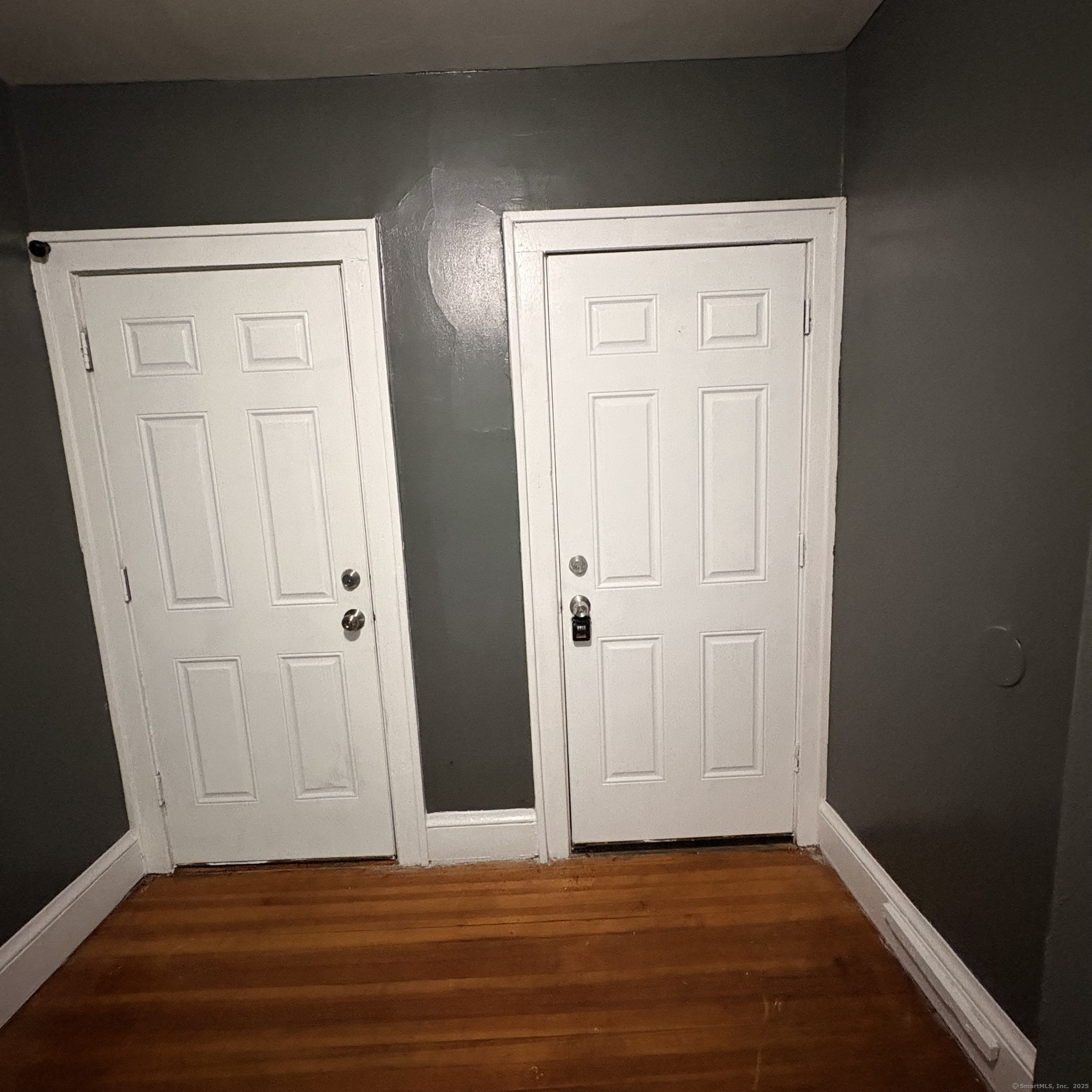 Hartford, Connecticut 06120, United States, 3 Bedrooms Bedrooms, ,1 BathroomBathrooms,Residential,Active,169261