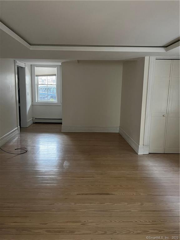 Stonington, Connecticut 06378, United States, 2 Bedrooms Bedrooms, ,2 BathroomsBathrooms,Residential,Pending,138211