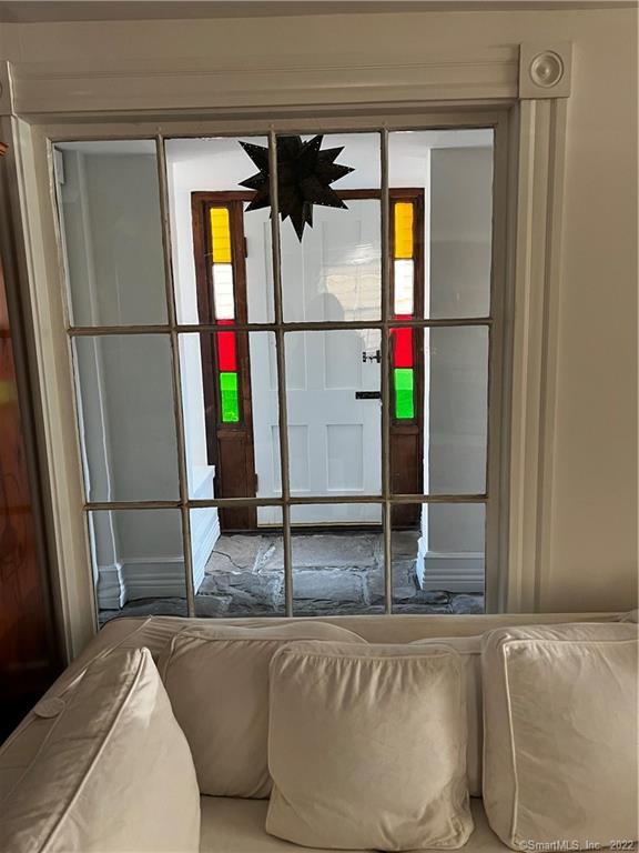 Stonington, Connecticut 06378, United States, 2 Bedrooms Bedrooms, ,2 BathroomsBathrooms,Residential,Pending,138211