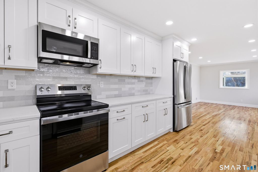 Photo of 42 Cindy Circle, Milford, CT 06460 (MLS # 24148729)