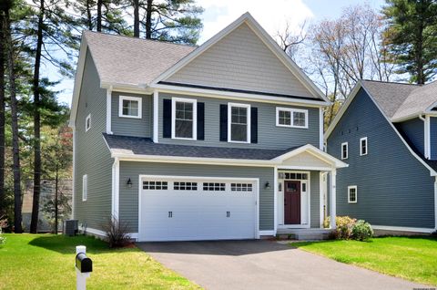Photo of 28 Hendricks Lane, Simsbury, CT 06070 (MLS # 24016131)