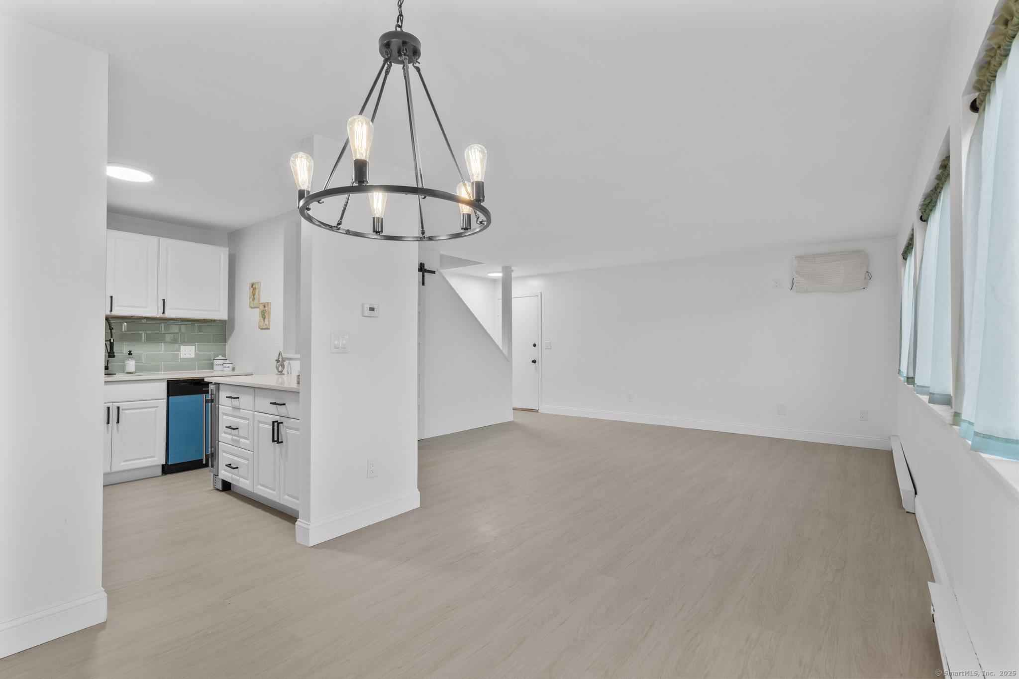 11 Pineview Drive #C, Branford, Connecticut image 15