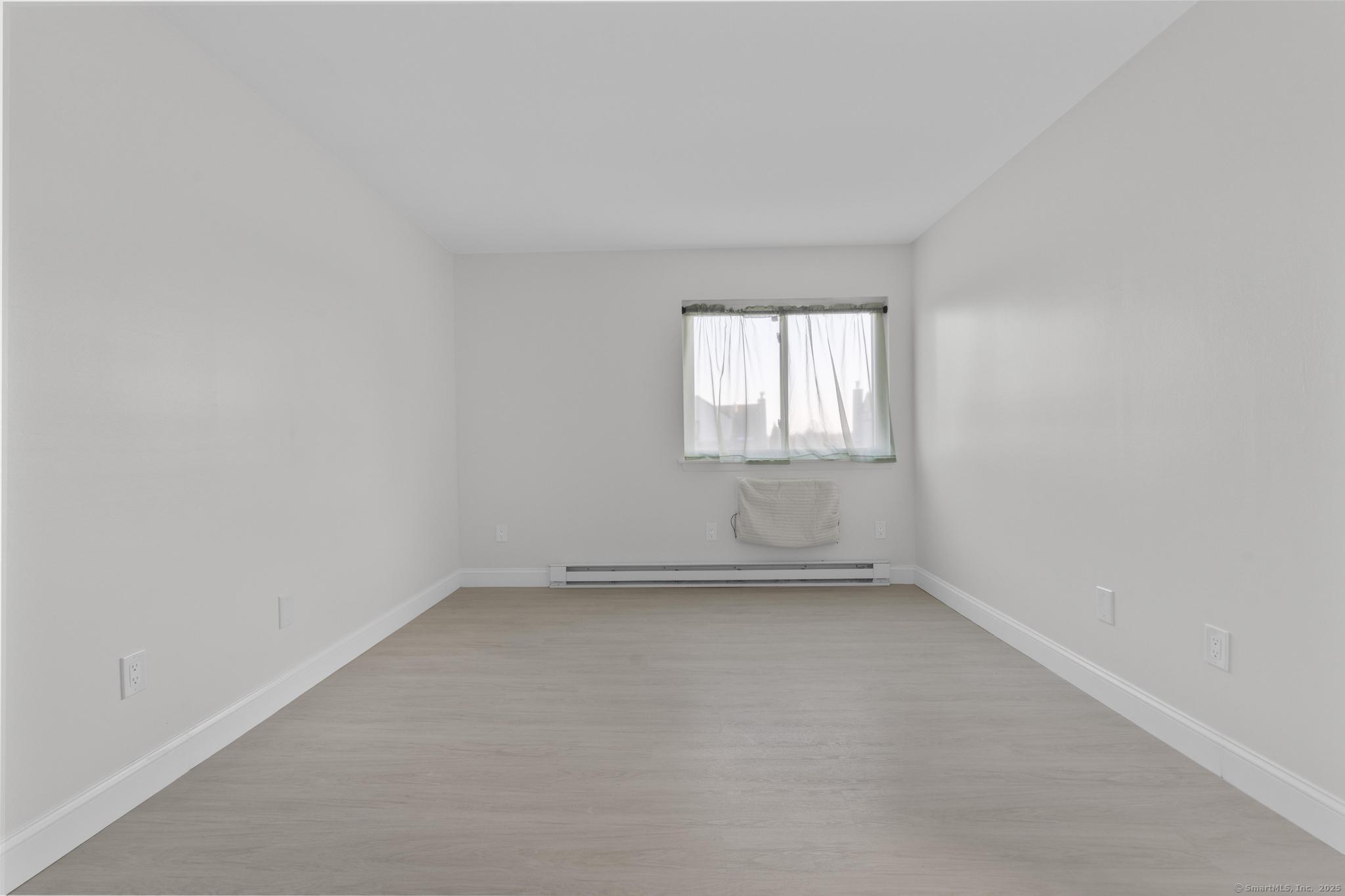 11 Pineview Drive #C, Branford, Connecticut image 32