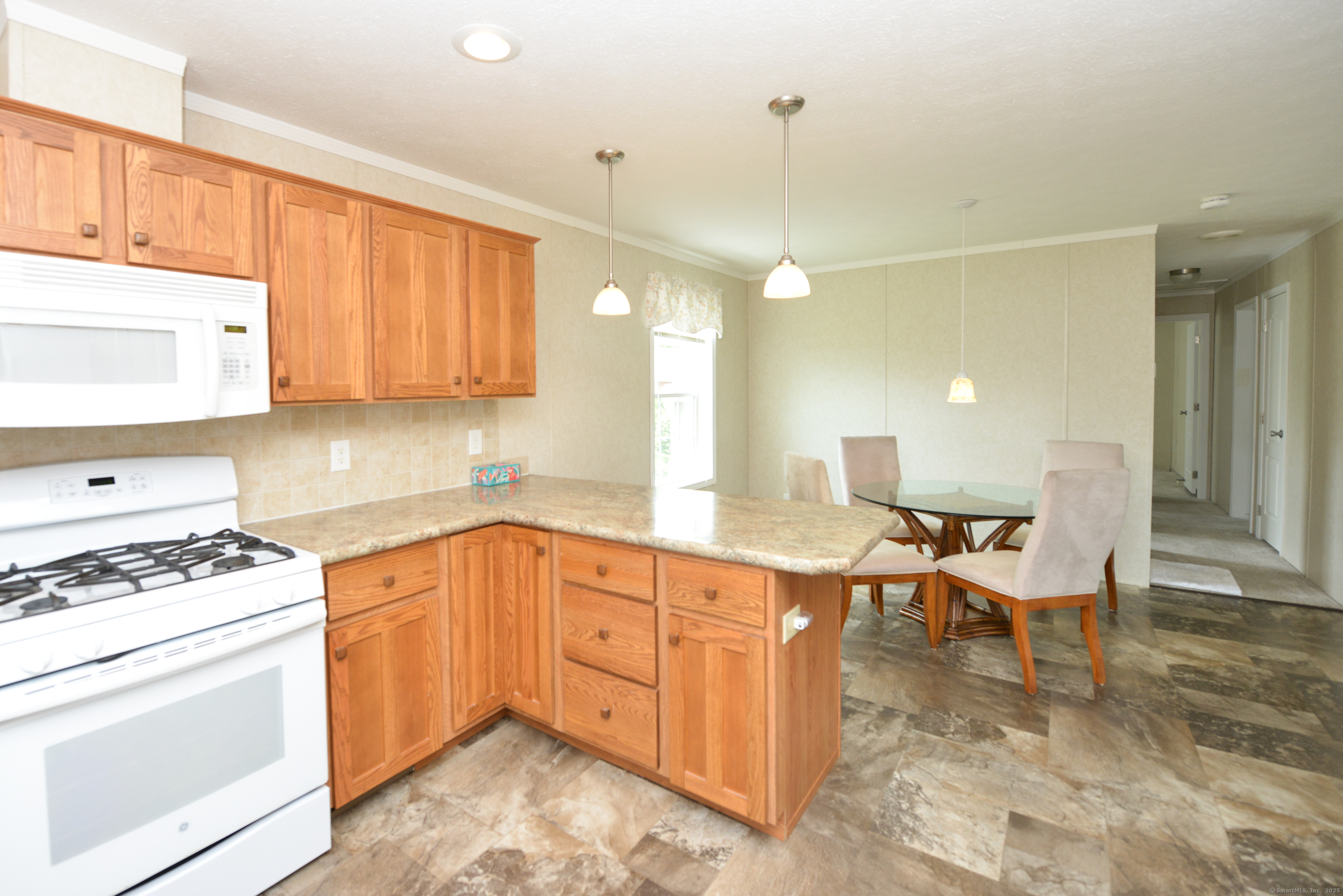 2 Blueberry Lane, Plymouth, Connecticut image 8