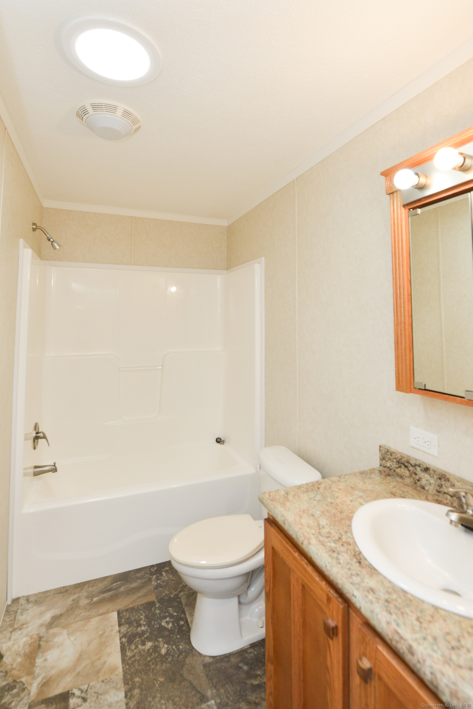 2 Blueberry Lane, Plymouth, Connecticut image 21