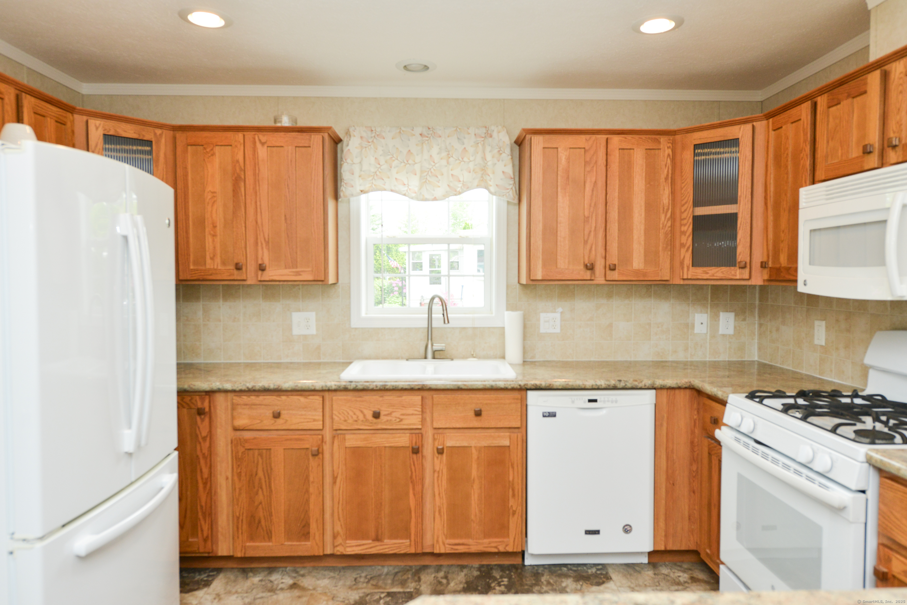 2 Blueberry Lane, Plymouth, Connecticut image 6