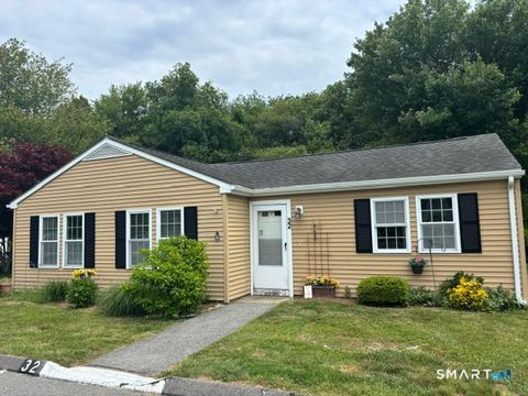 Condo For Sale - 32 Meryl Court #32<br/> New London County, Groton, CT 06340