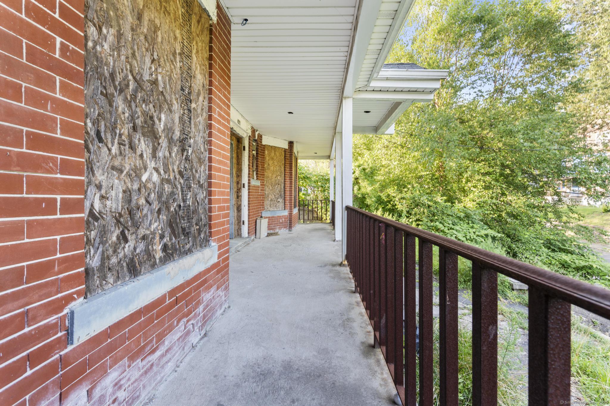 365 Willow Street