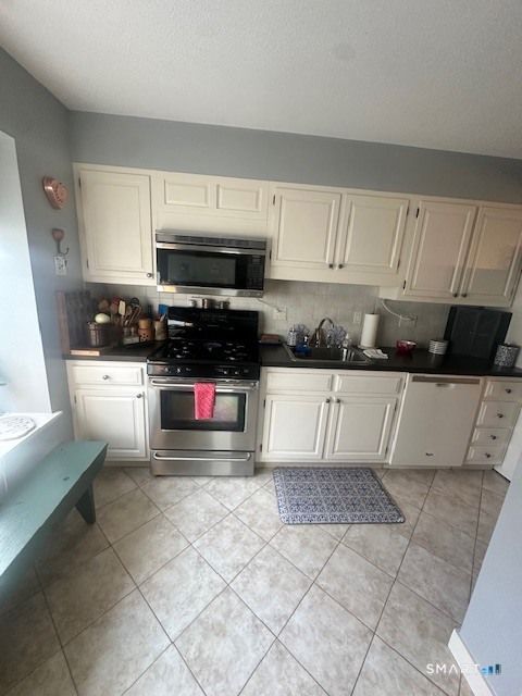 Tiny photo for 25 Farmington Chase Crescent #25, Farmington, CT 06032 (MLS # 24144508)