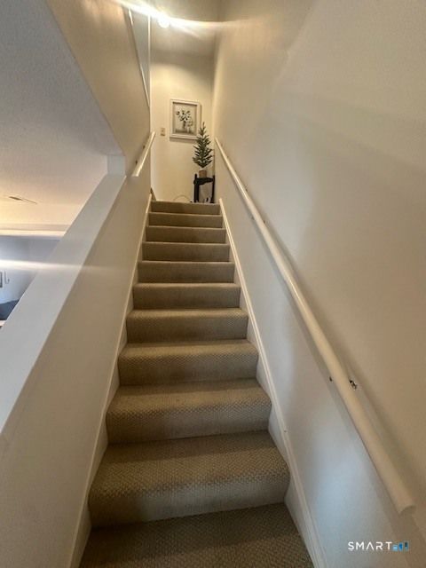 Tiny photo for 25 Farmington Chase Crescent #25, Farmington, CT 06032 (MLS # 24144508)