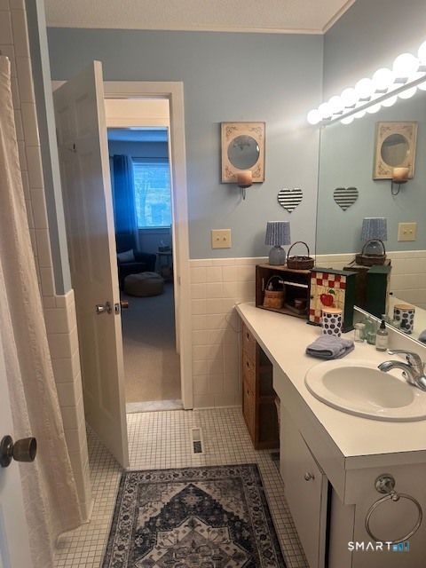 Tiny photo for 25 Farmington Chase Crescent #25, Farmington, CT 06032 (MLS # 24144508)