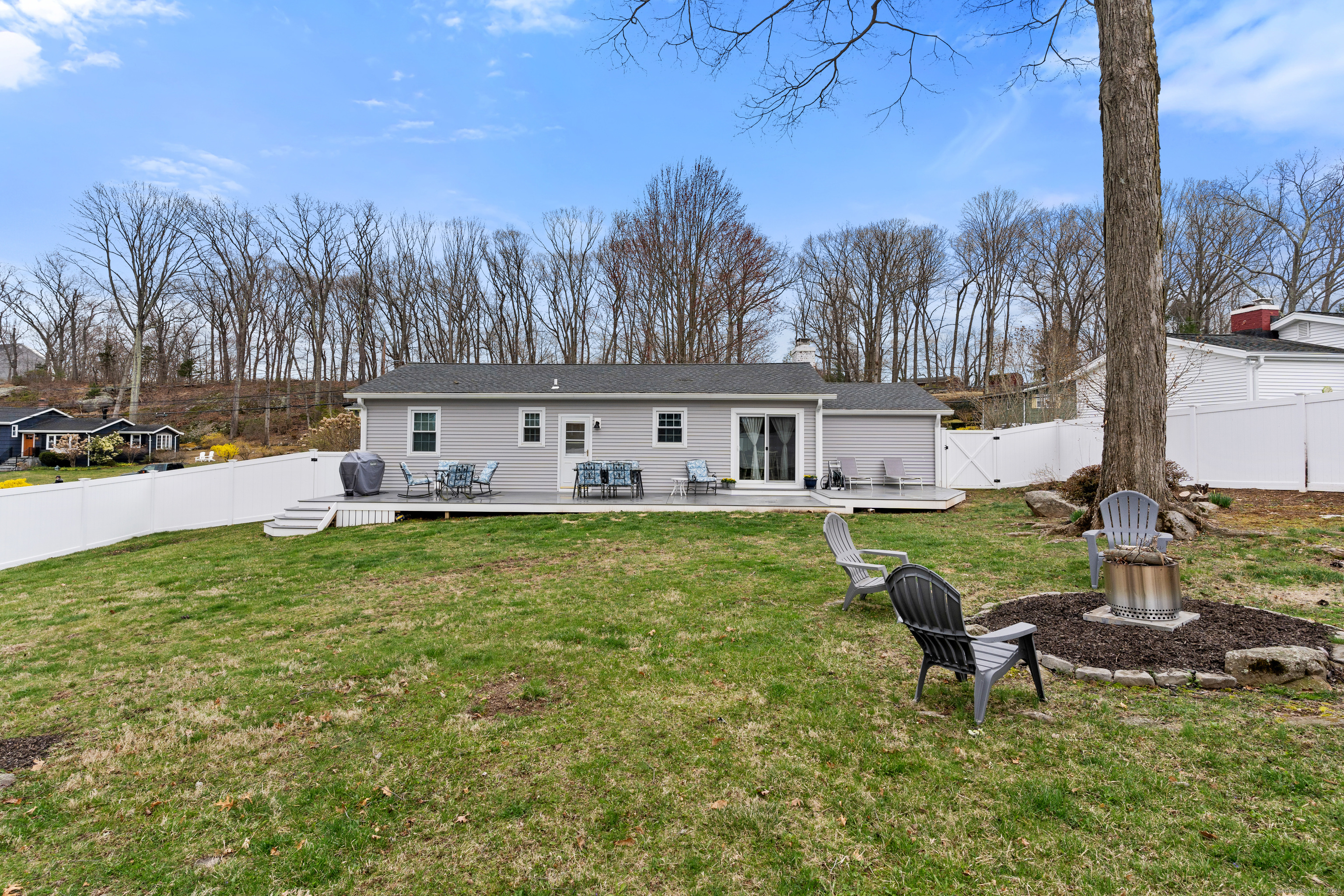 18 Woodvale Road, Branford, Connecticut image 30