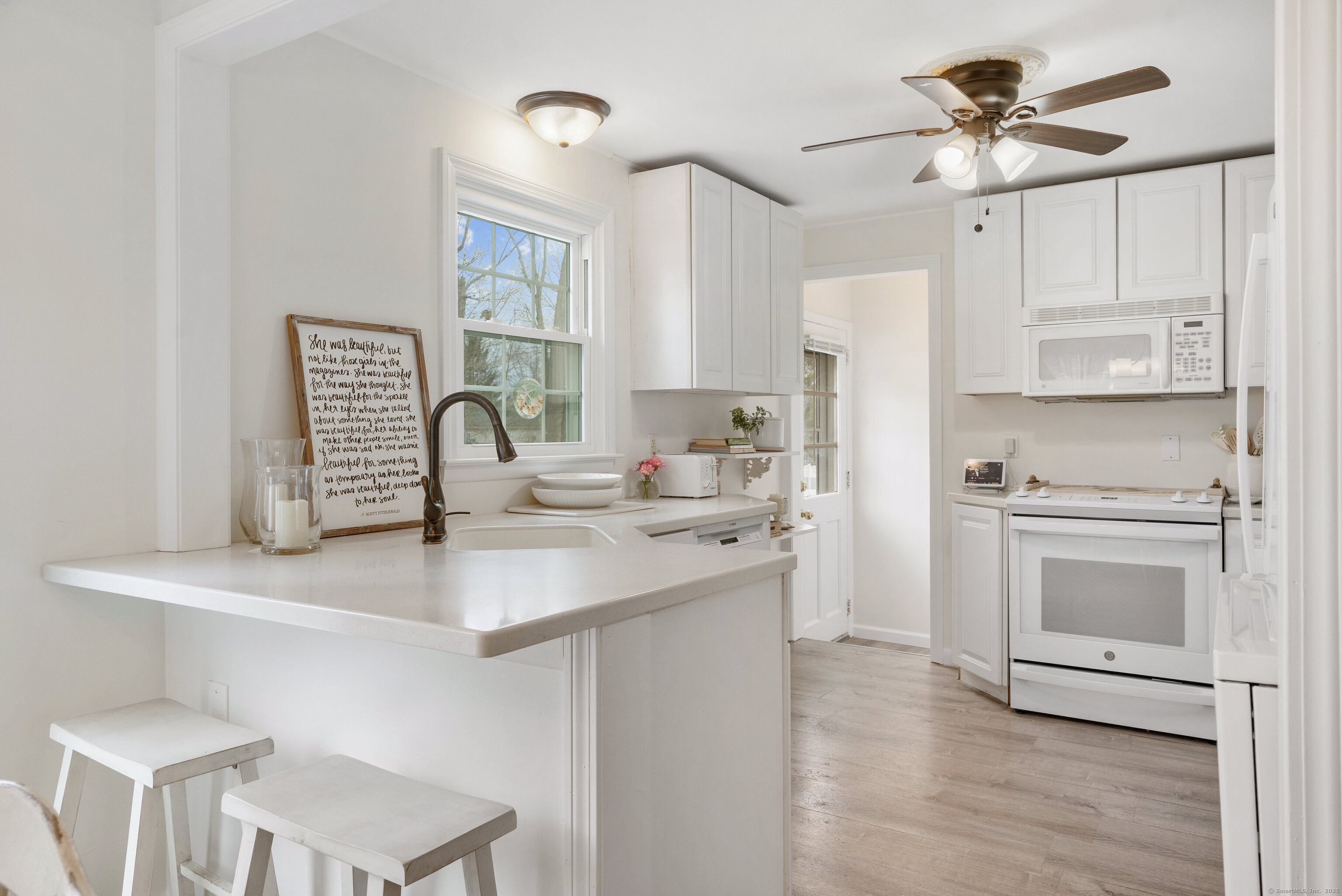 18 Woodvale Road, Branford, Connecticut image 15