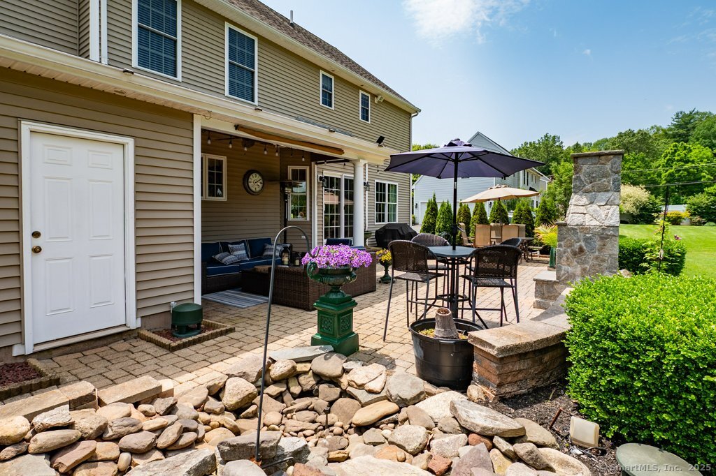 156 Macintosh Way