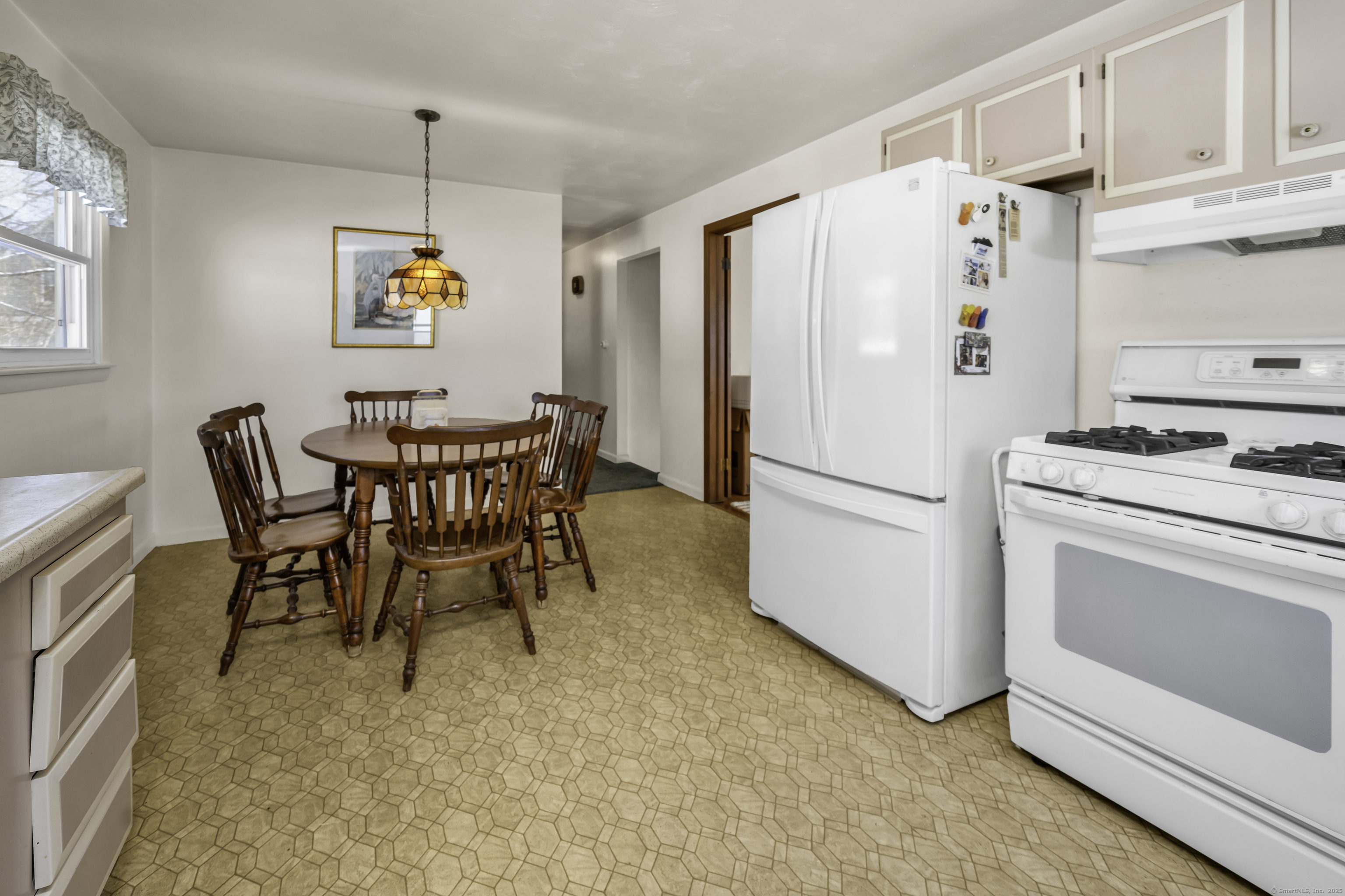 15 Hammer Place, Branford, Connecticut image 4
