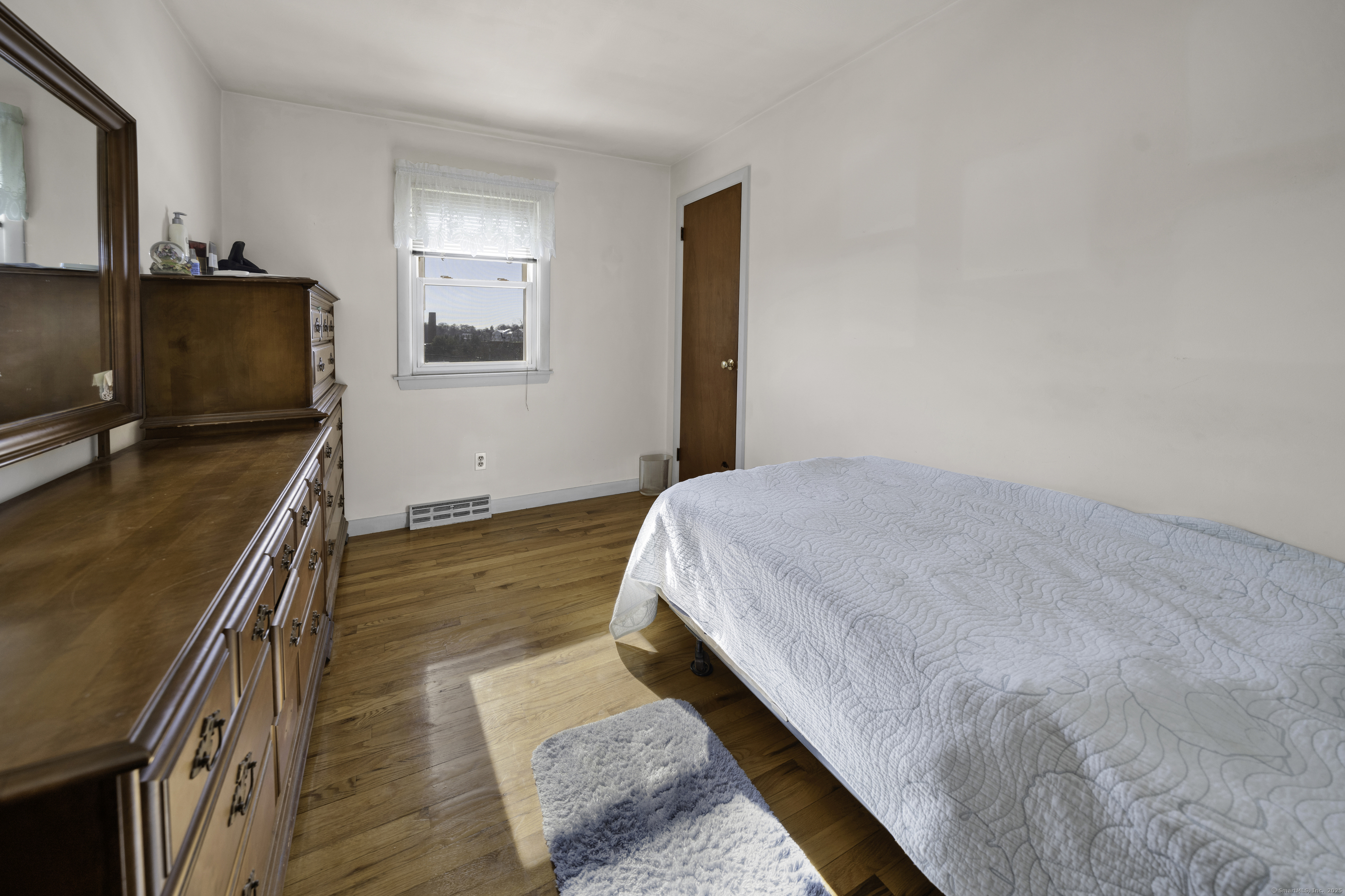 15 Hammer Place, Branford, Connecticut image 8