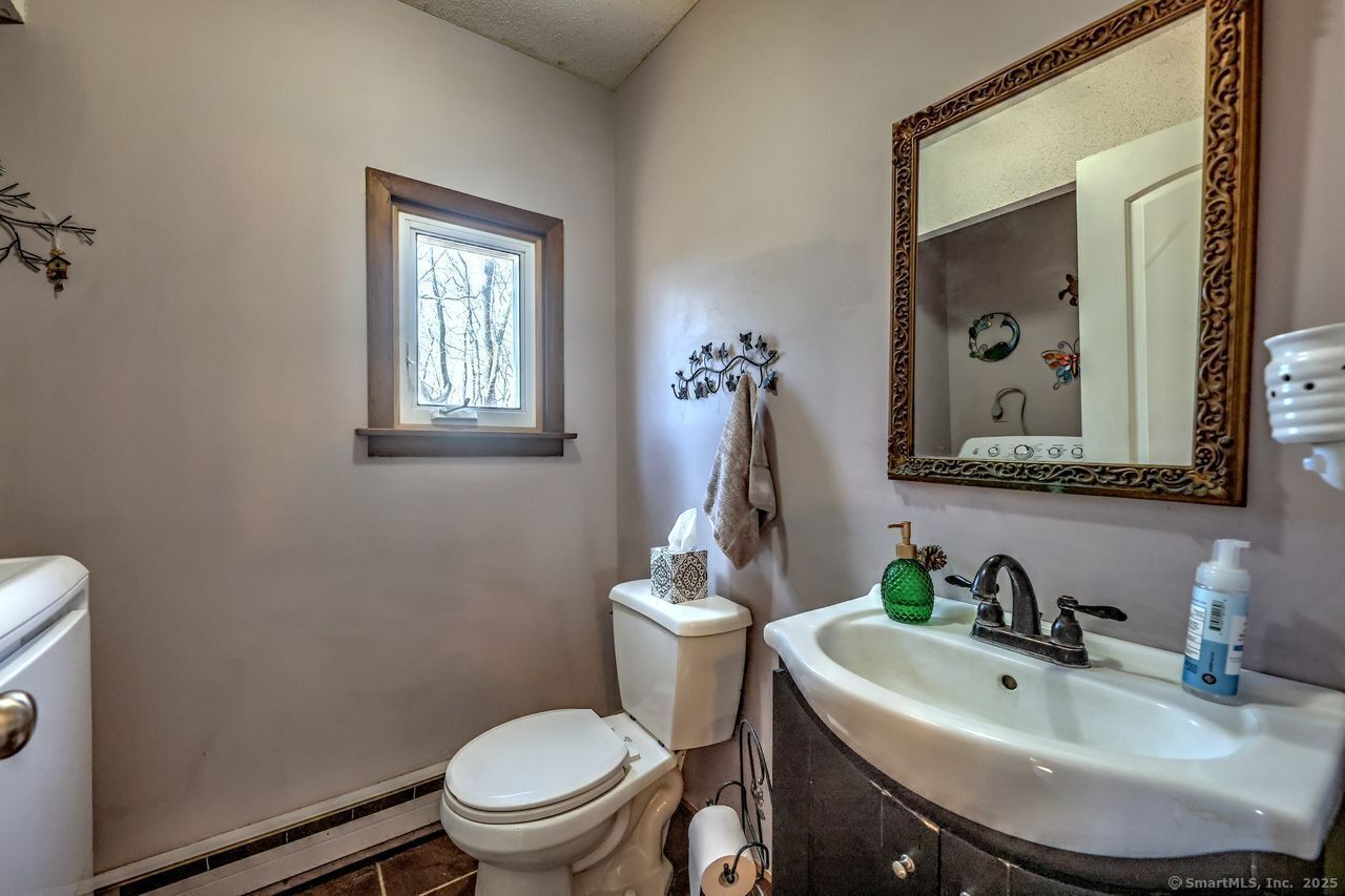 1069 Foxon Road, North Branford, Connecticut image 23