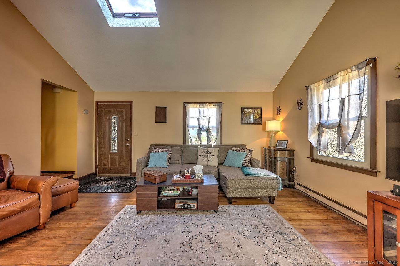 1069 Foxon Road, North Branford, Connecticut image 7