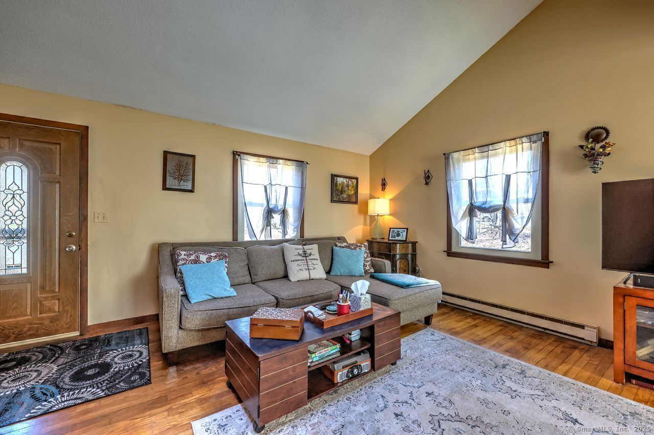 1069 Foxon Road, North Branford, Connecticut image 6