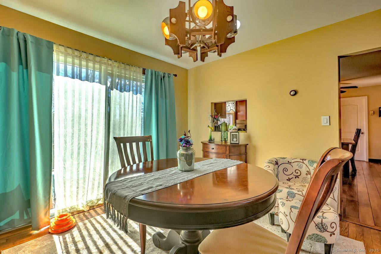 1069 Foxon Road, North Branford, Connecticut image 11