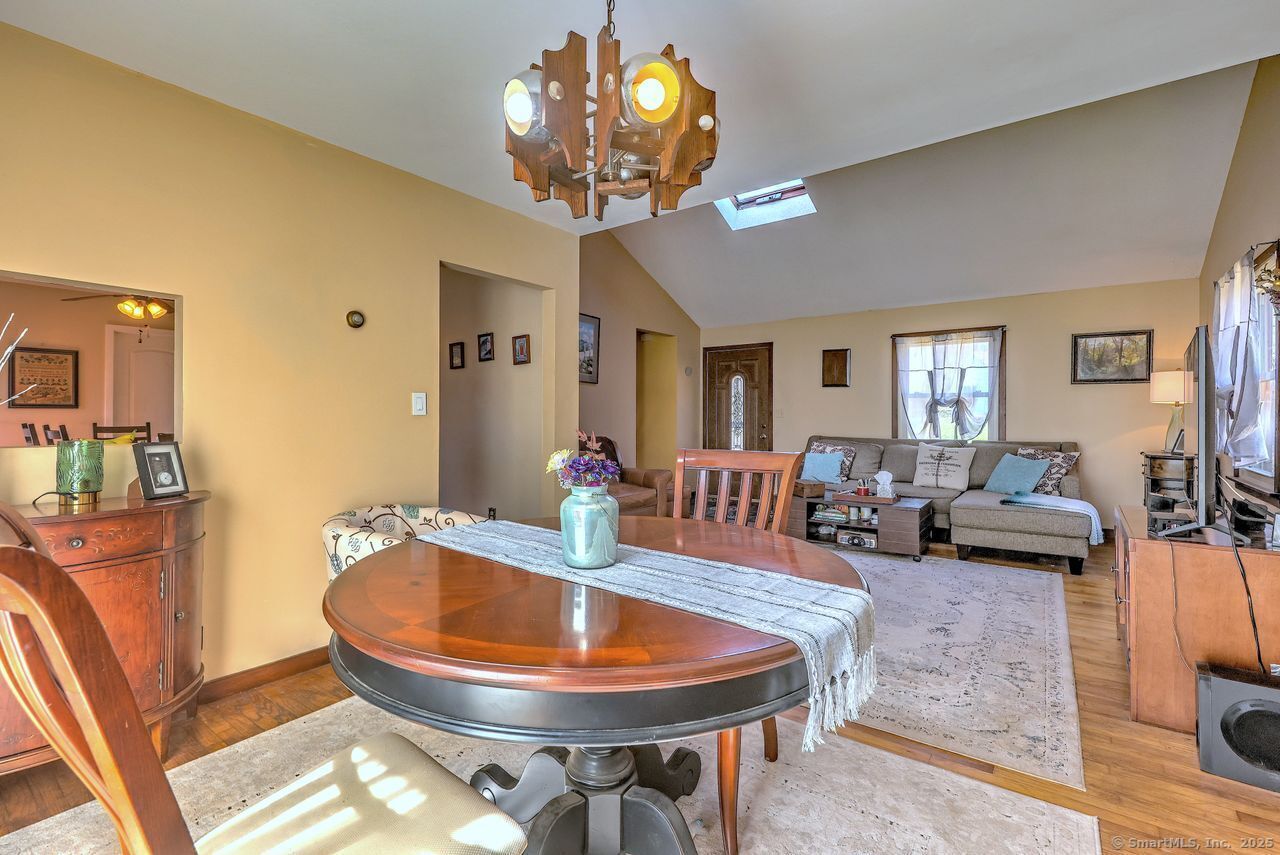 1069 Foxon Road, North Branford, Connecticut image 13