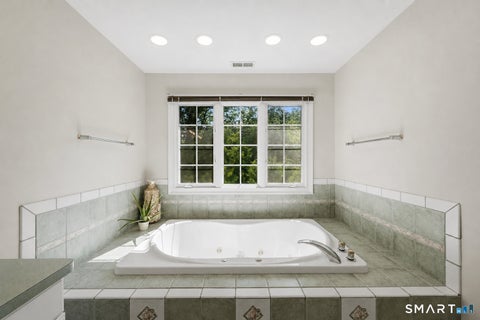 Tiny photo for 37 Jenny Lane #2, Oxford, CT 06478 (MLS # 24187521)